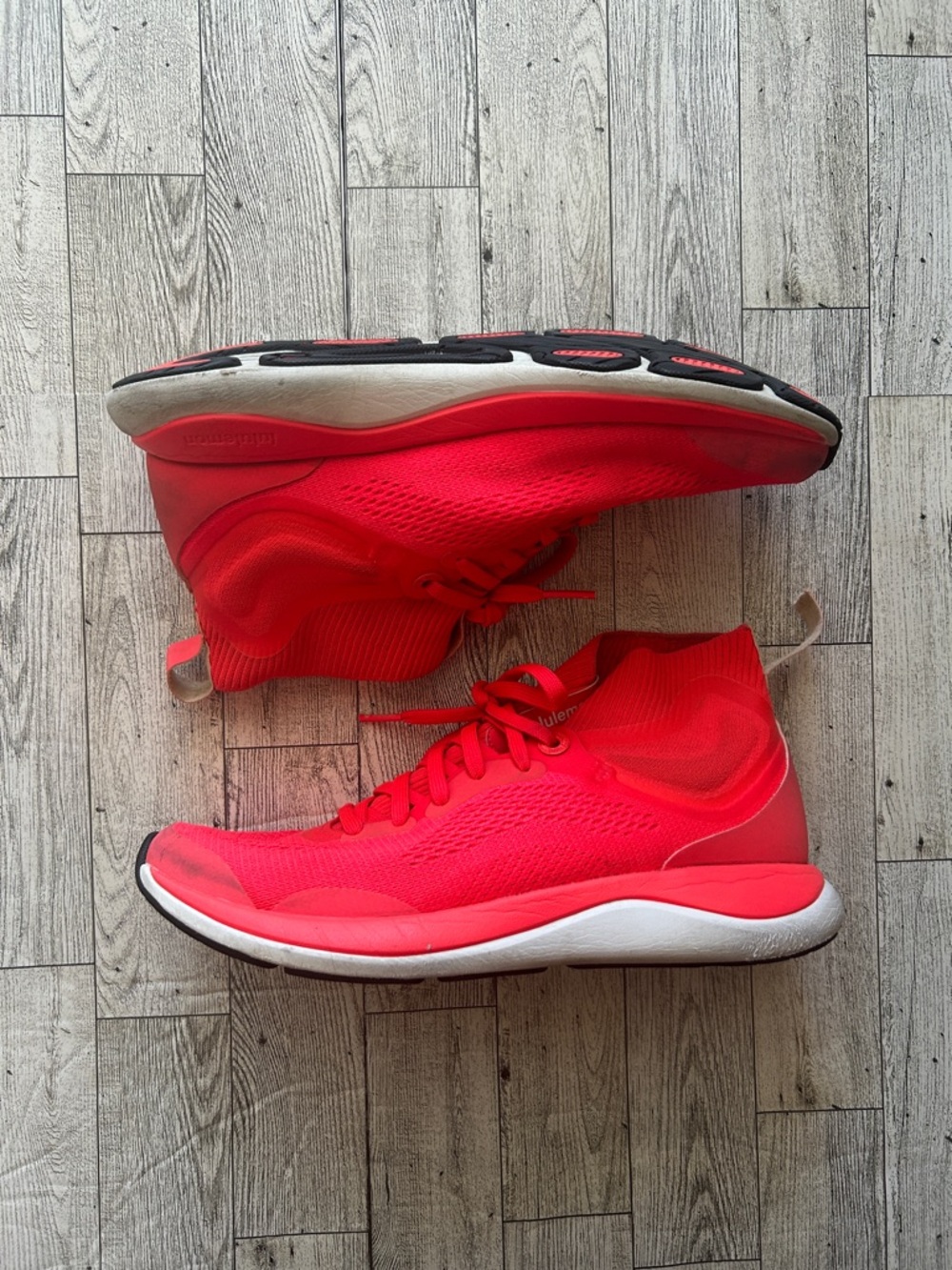 Lululemon chargefeel workout mid size 7.5